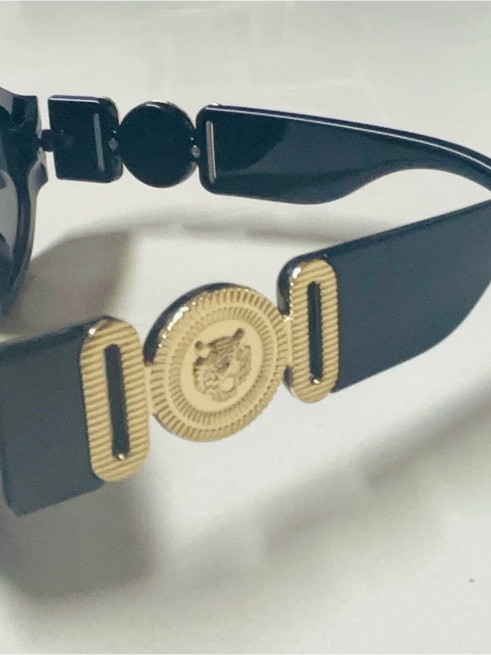 Versace Biggie Black Sunglasses - Gold Medusa Tiger Medallion - Y2K Chunky Squre - Picture 6 of 16